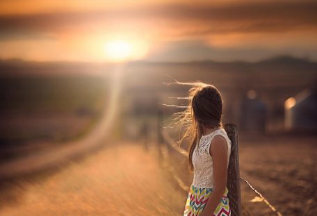 «ПРАВДА ЛИ, ЧТО ЕСТЬ ТОЛЬКО ДВА ПУТИ — ЗАМУЖ ИЛИ В МОНАСТЫРЬ?»